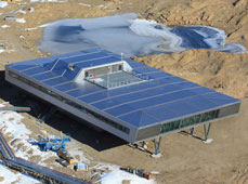大型集装箱建筑： 印度 bharati 南极科考站