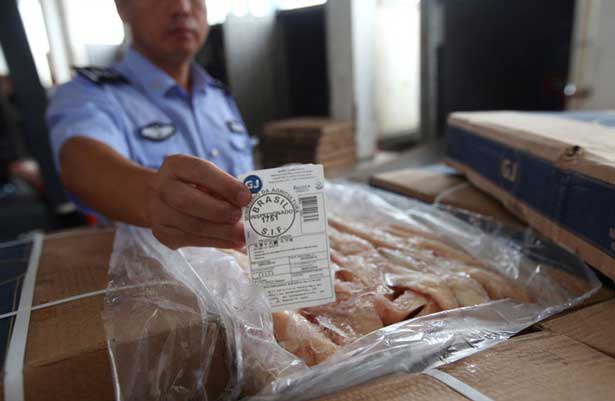 深圳海关截获60集装箱共计1800吨走私冷冻肉类