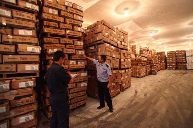 深圳海关截获60集装箱共计1800吨走私冷冻肉类
