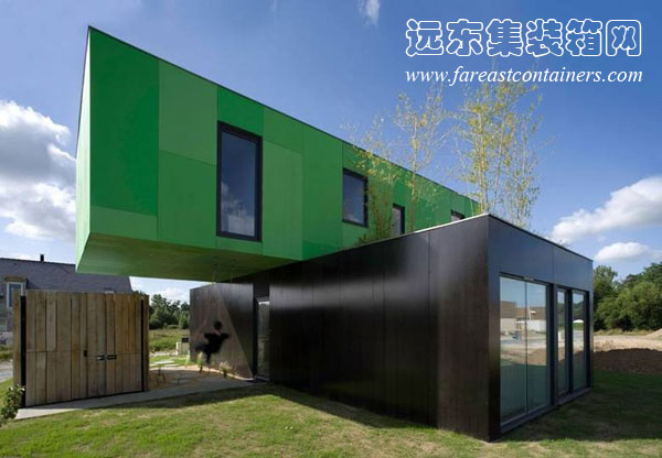 由4个集装箱组成的 Crossbox 采用了正交式箱体组合,集装箱房屋,集装箱建筑,集装箱住宅,集装箱活动房,住人集装箱