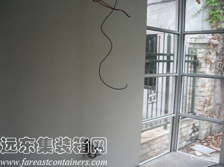 集装箱式活动住宅线路安装完成现场