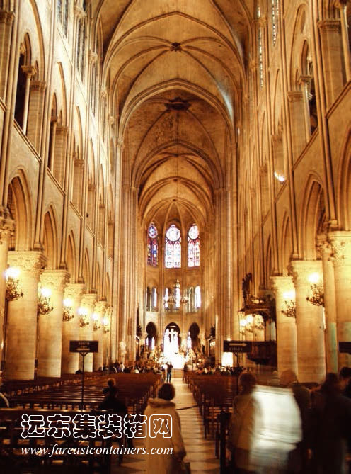 巴黎圣母院内部