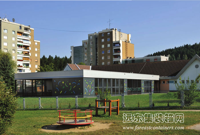 集装箱建筑： Ajda 2 集装箱幼儿园的周围环境
