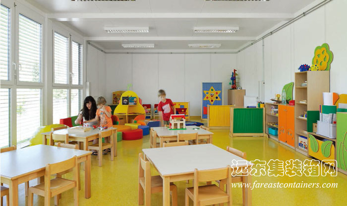 集装箱建筑： Ajda 2 集装箱幼儿园的活动室